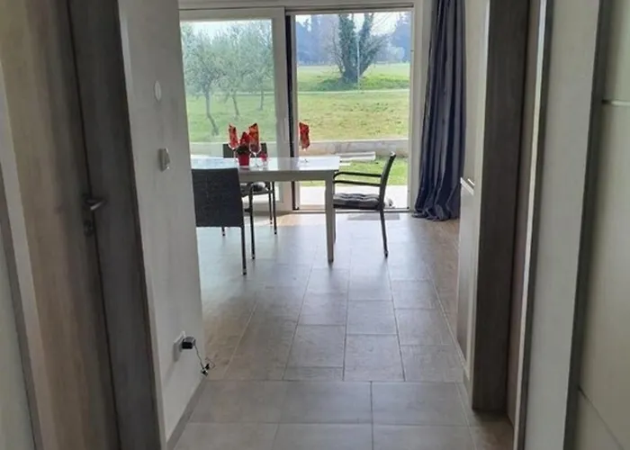 Apartman Olivia Valkanela App 1